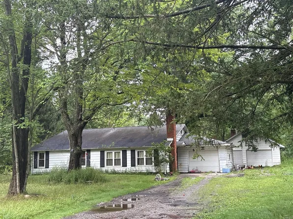 3646 Durst Clagg Rd, Cortland, OH 44410
