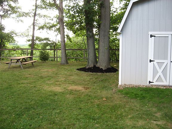 2nd image of 5762 Edgepark Dr