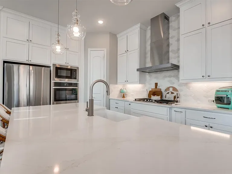 4216 Yucca Dr — Photo 12