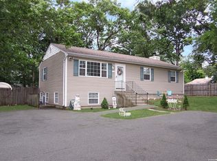 951 Old Town Rd, Coram, NY 11727