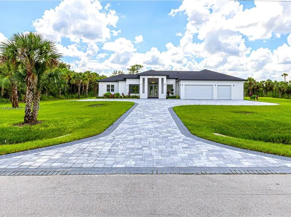 2632 30th Ave SE, Naples, FL 34117