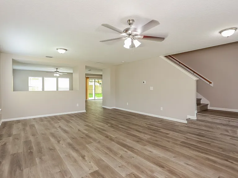 12290 Lawson Creek Dr — Photo 6