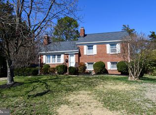 6944 Essex Ave, Springfield, VA 22150