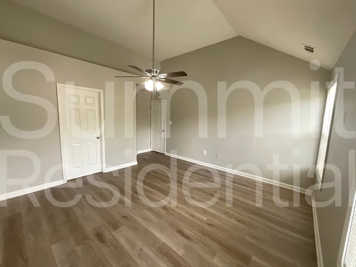 7189 Ravenwood Ln — Photo 6