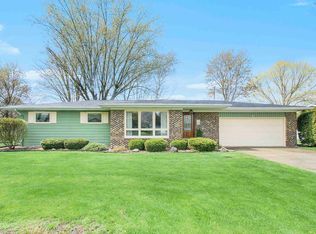 74 Greenway Dr, Goshen, IN 46526