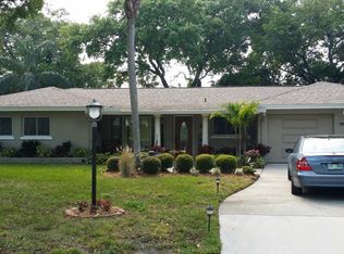 736 Palmer Rd, Belleair Bluffs, FL 33770