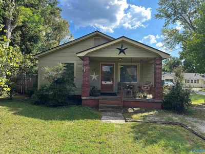 1120 Oshaughnessy Ave NE, Huntsville, AL, 35801