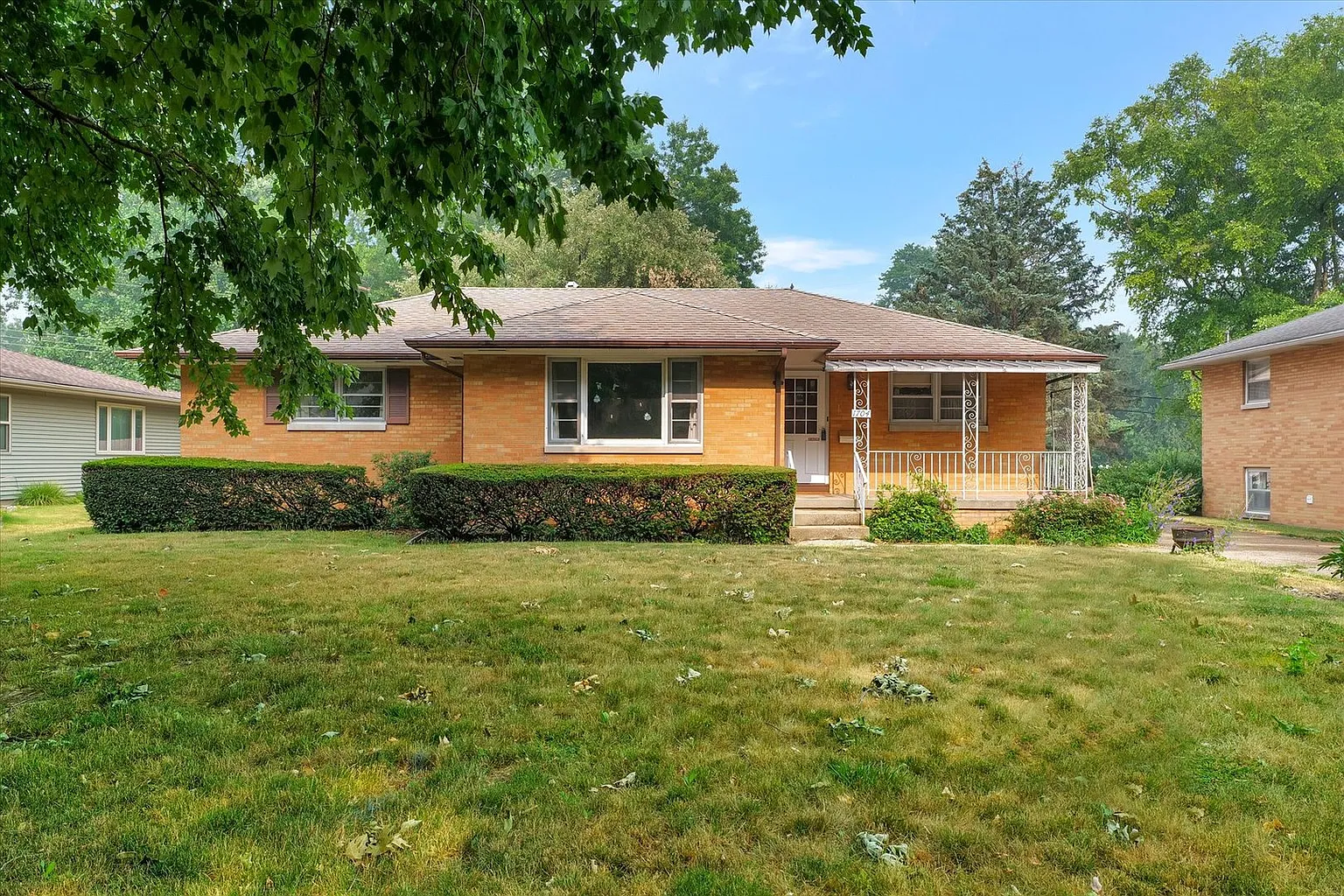 1704 Jeanne St photo 1