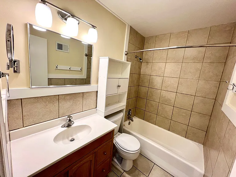 700 Ratone St — Photo 11