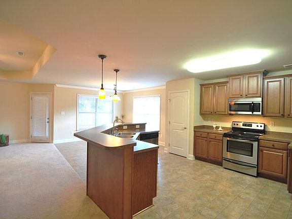 4th image of 276 Village Springs Dr