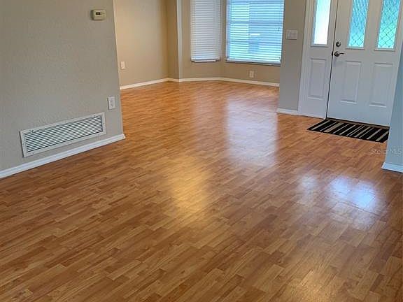 2nd image of 2497 Woodyglen St