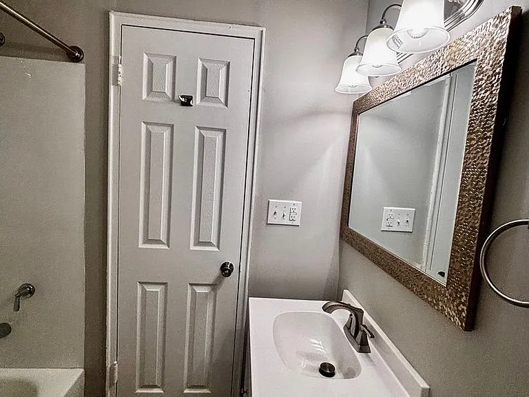 Maples Townhomes — Photo 31