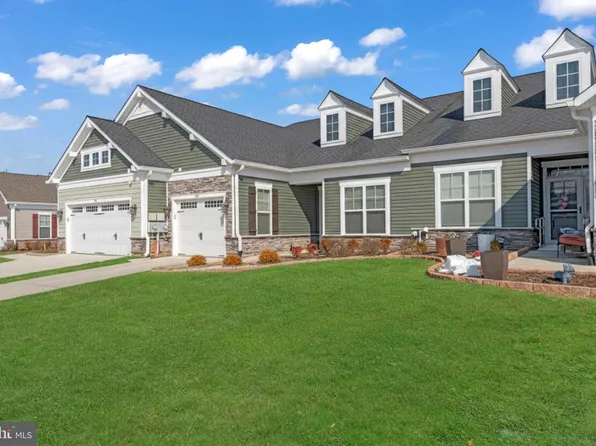 56 Camden Cir, La Plata, MD 20646