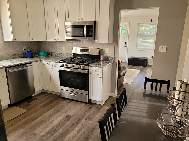 22 Hazel Ave #2 — Photo 3