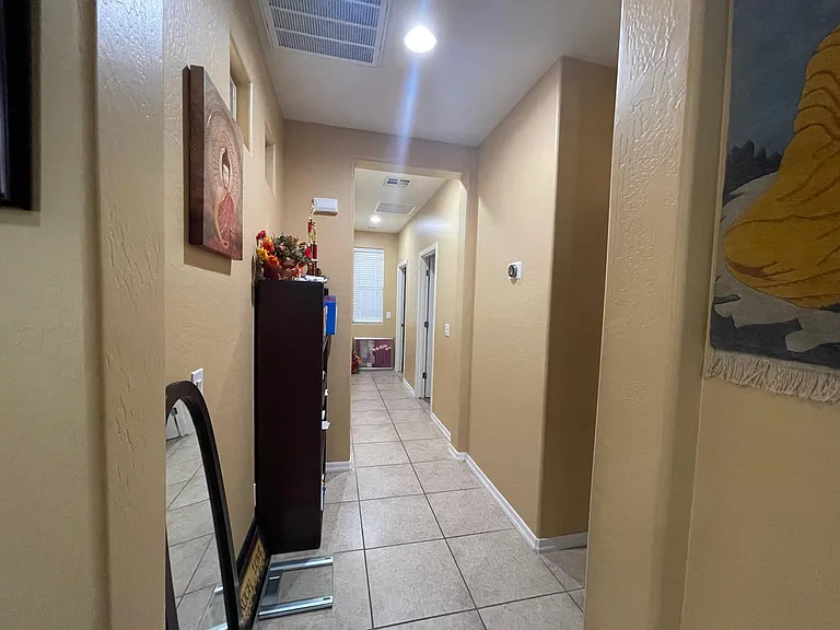 1554 W Pelican Ct — Photo 8