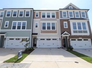 10004 Secluded Garden Dr, Apex, NC 27523