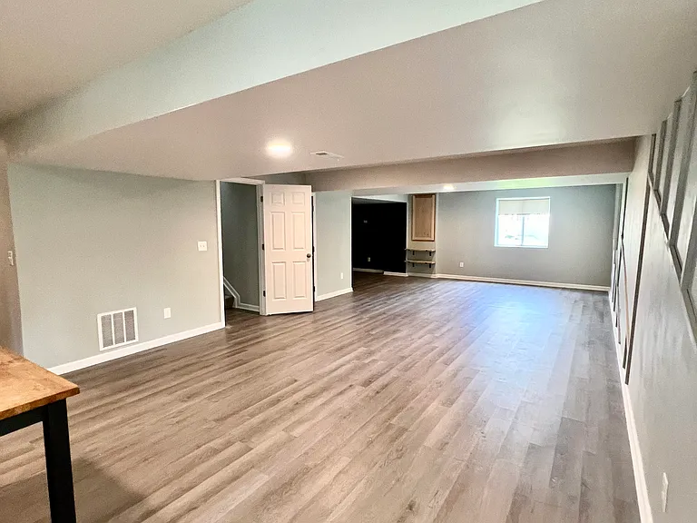 1355 Tiburon Dr — Photo 22