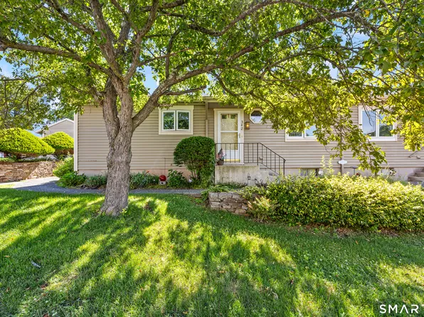 342 Songbird Lane #342, Southington, CT 06489