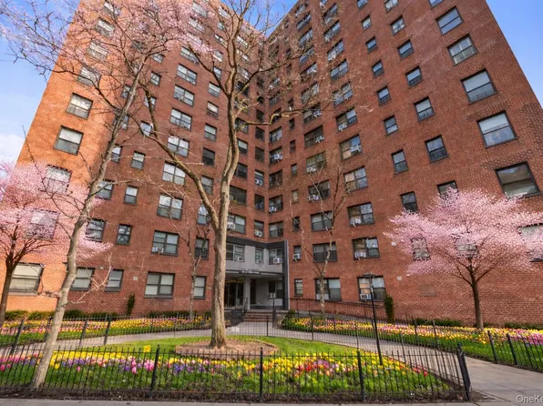 99-32 66 Road #5W, Rego Park, NY 11374