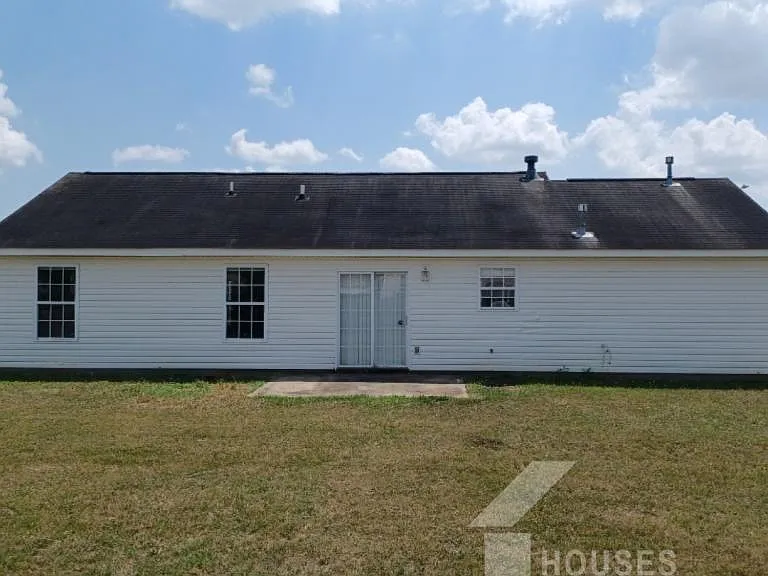 342 Honor Rd — Photo 10