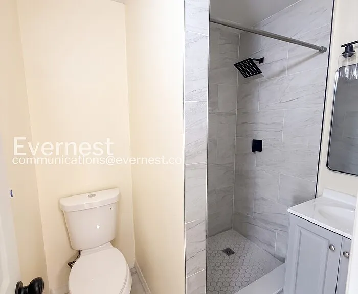 5633 Crissman Dr N #C4 — Photo 10