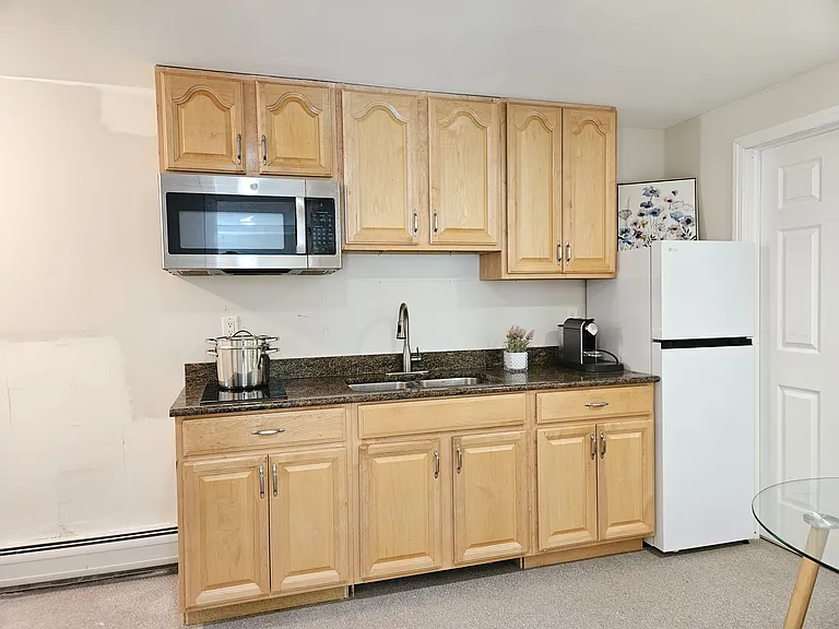 4 Maple Ave #1 — Photo 7