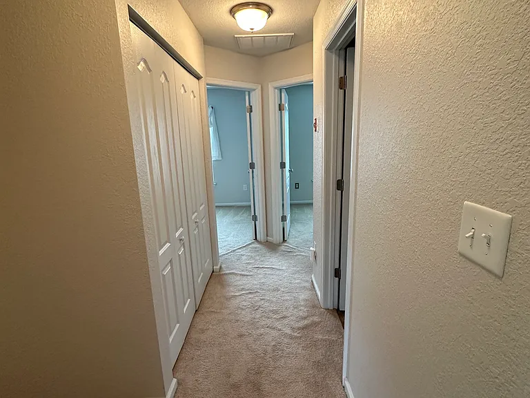 4976 Almandine Ave — Photo 16