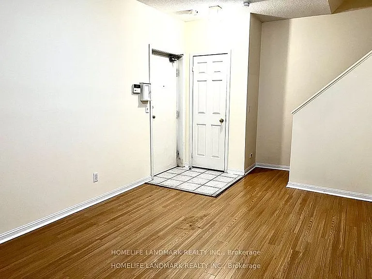 8 Cox Blvd #20 — Photo 32