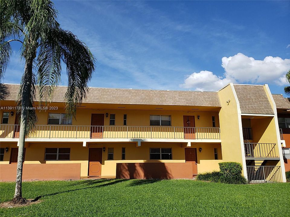 1st image of 8025 Colony Cir S APT 109