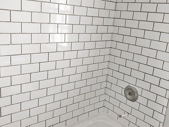 5th image of 2221 Fenton St
