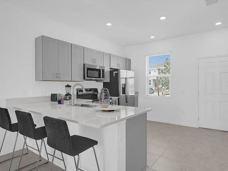 3221 Skyline Loop — Photo 11
