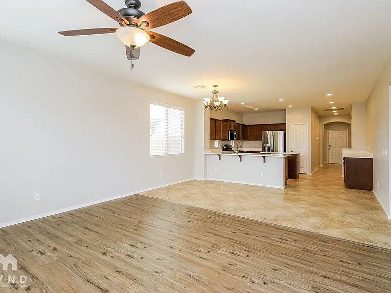 36234 W Prado St — Photo 4
