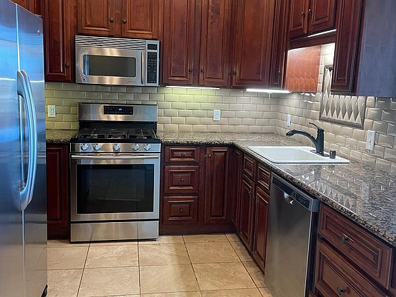 2nd image of 1247 Dolores St #1247