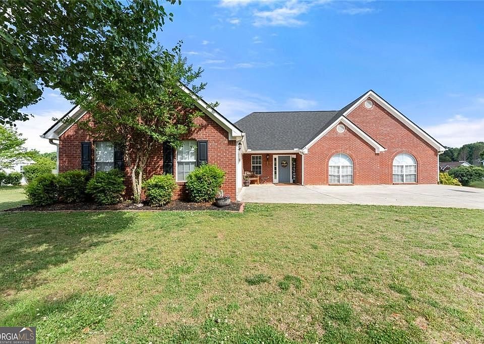 1st image of 4518 Summerset Dr