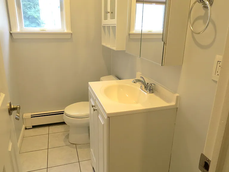 68 Pemberwick Rd #1 — Photo 7