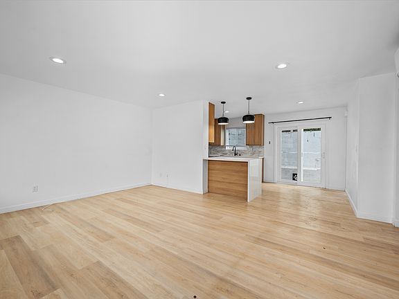 2nd image of 4360 Hamilton St APT 2