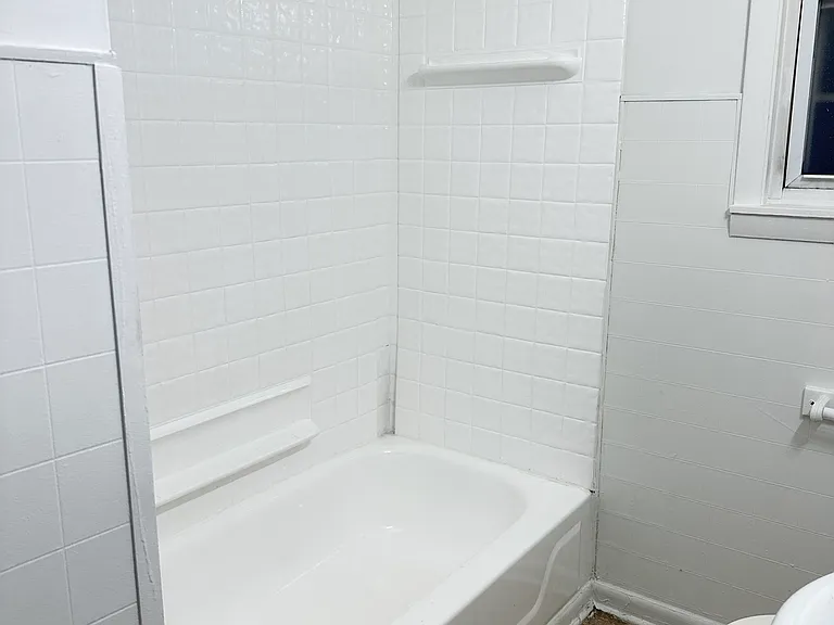 4860 Northcote Ave #UF — Photo 13