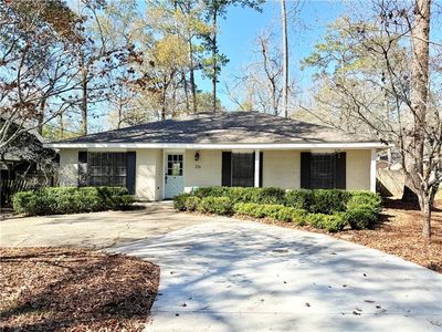 216 Goldenwood St, Mandeville, LA, 70448