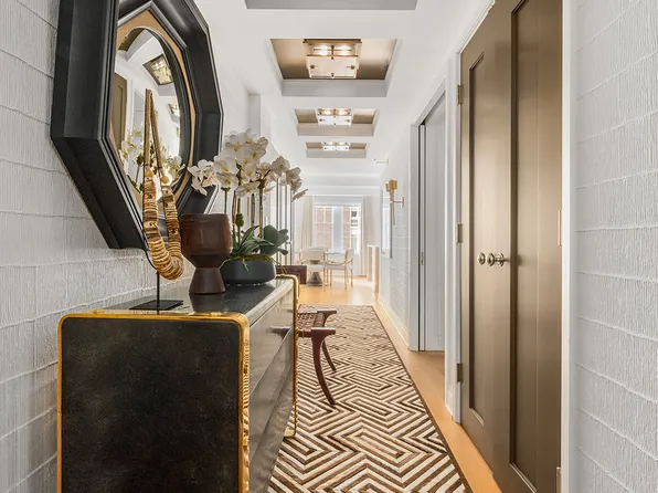 360 Central Park West 11C image 2 of 23