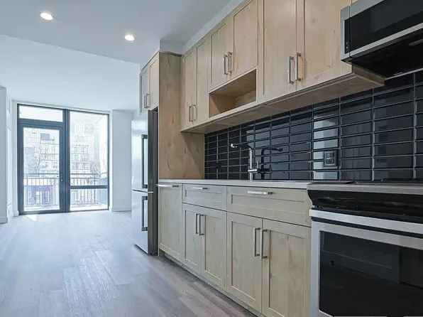 156 Clarkson Avenue image 1 of 14