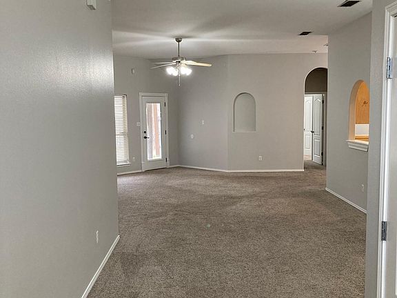4th image of 9041 River Trails Blvd