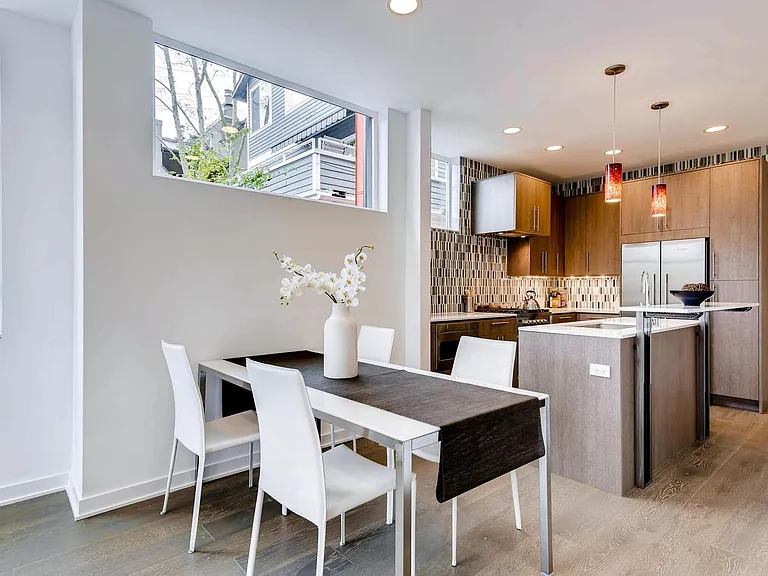 515 Ward St #D — Photo 13
