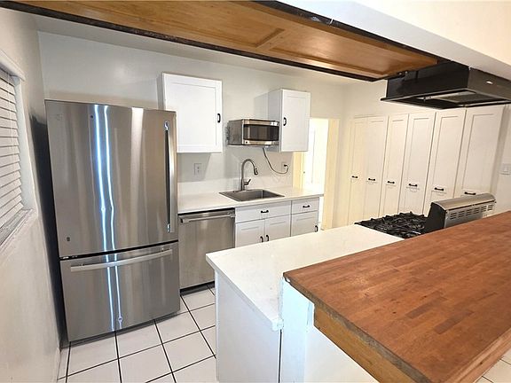 3rd image of 2820 7th Ave #2820