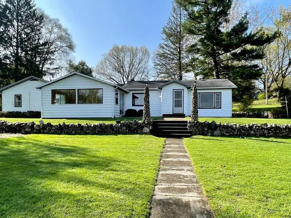 30994 Us Highway 12, Sturgis, MI 49091