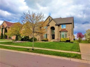 45866 Fountain View Dr, Canton, MI 48188