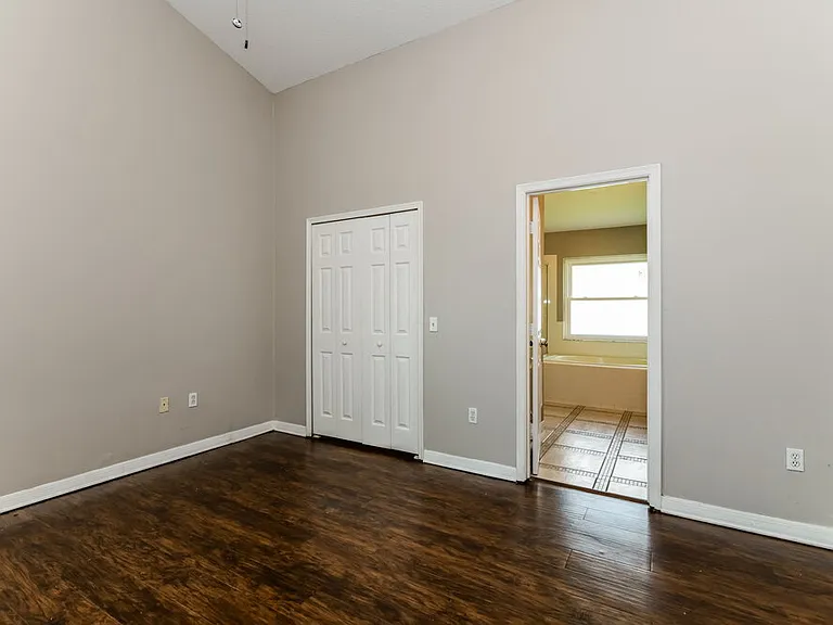 1129 Pinedale Dr — Photo 13