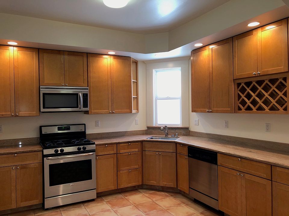 1st image of 308 Presidio Ave APT 5