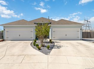 3417-3419 Lindsay Lane, Seguin, TX 78155