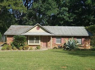 6400 Charter Oaks Cir, Columbus, GA 31909