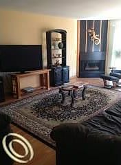 3rd image of 1076 Washington Cir #1
